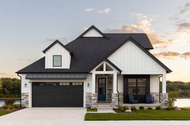 Best Roof Maintenance and Cleaning  in Mills, WY